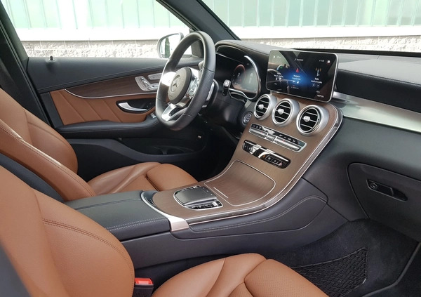 Mercedes-Benz GLC cena 188888 przebieg: 53400, rok produkcji 2019 z Biała Podlaska małe 704